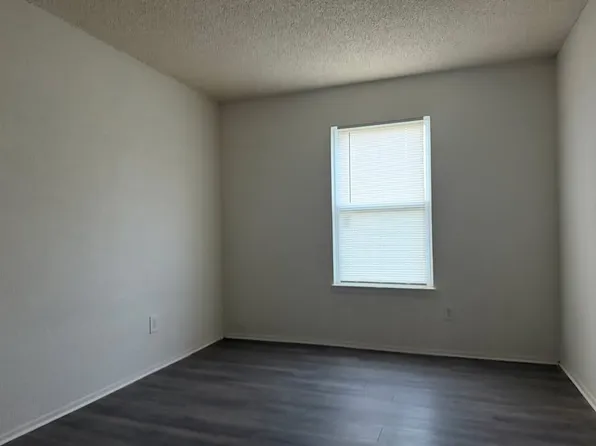 704 Bryan St APT C, Weatherford, TX 76086