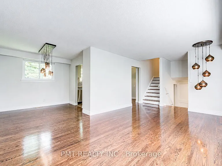 491 Maple Ave — Photo 3