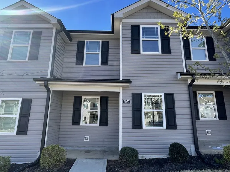 2057 Wiggins Village Dr — Photo 2