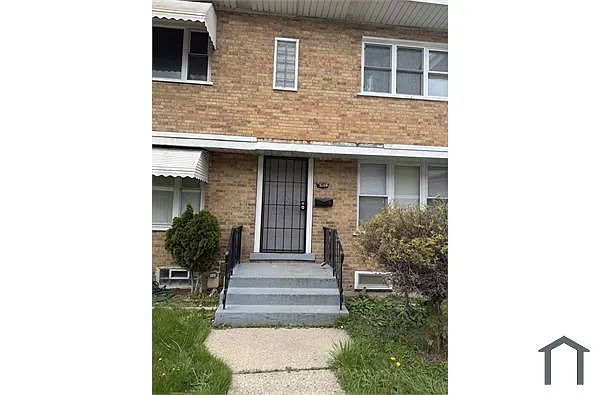 Building Photo - 5054 W Van Buren St #C
