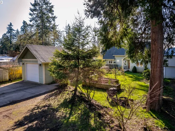 88293 Lake Side Dr, Veneta, OR 97487