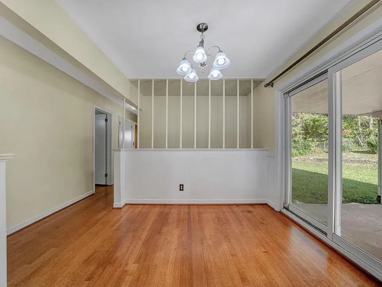 3260 Rasmont Rd — Photo 6