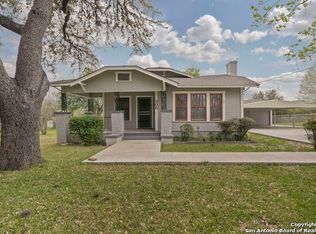 305 W Ligustrum Dr, San Antonio, TX 78228