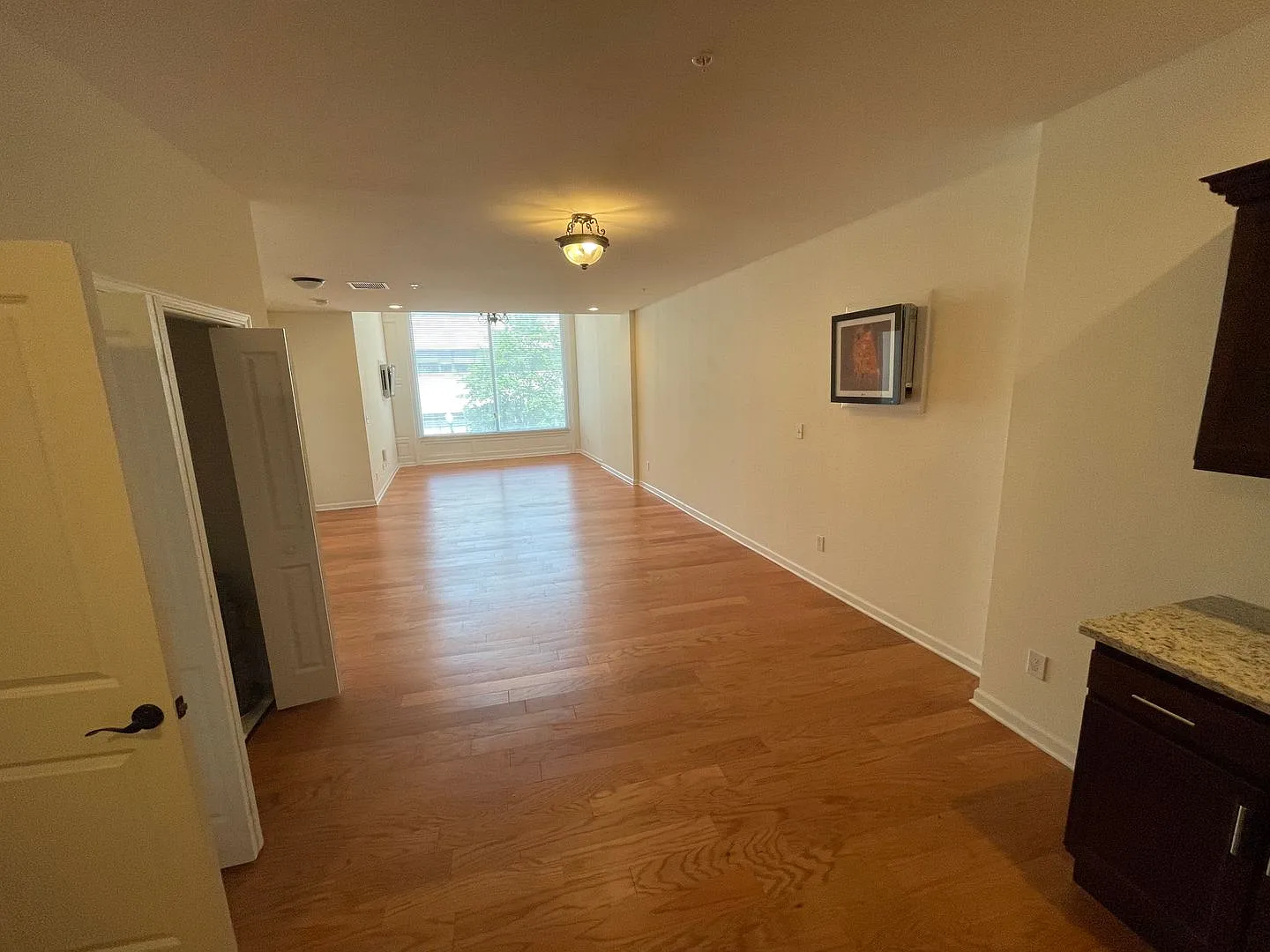 99 Pine Street — Photo 3