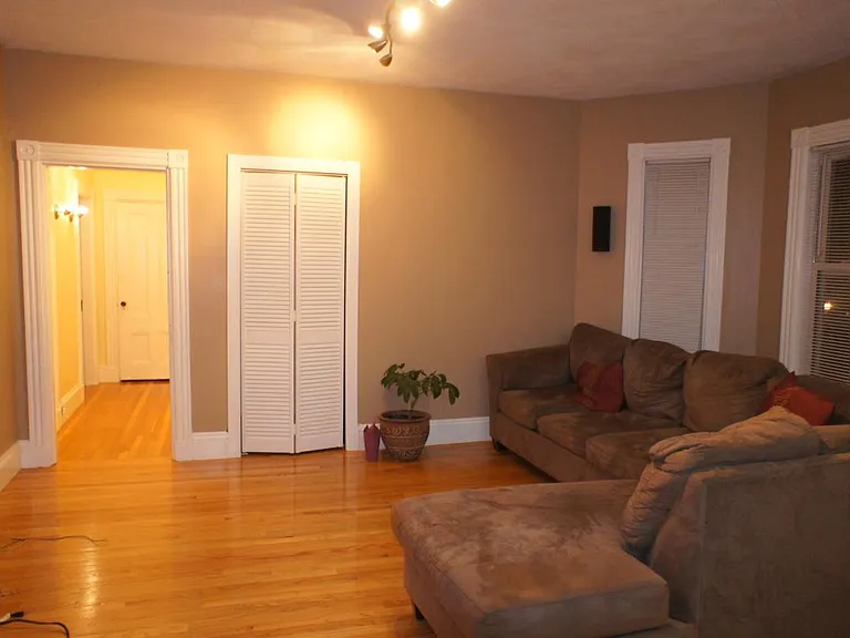 143 Billings St #1 — Photo 3