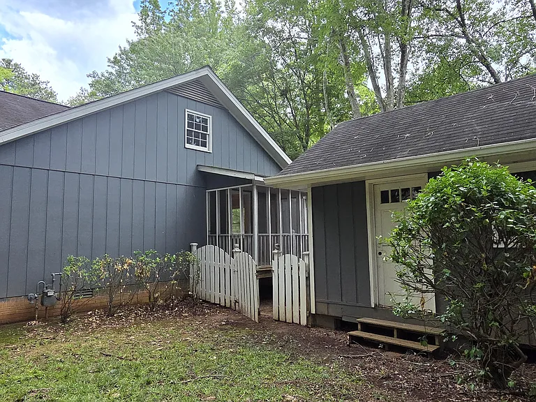 3295 Colony Dr SE — Photo 36