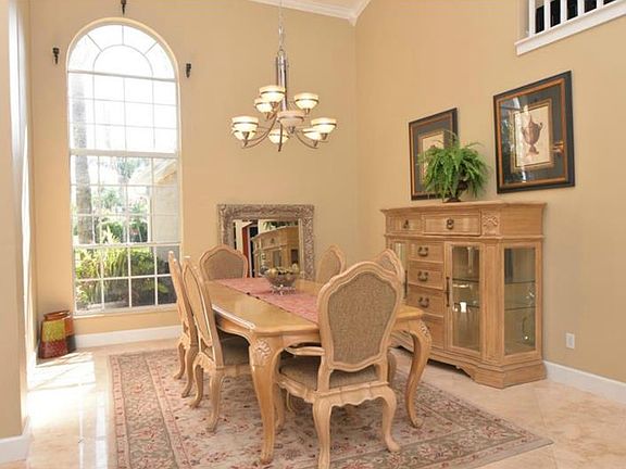 3rd image of 4625 Lake Calabay Dr