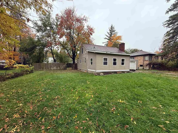 321 Willow St, Midland, MI 48642