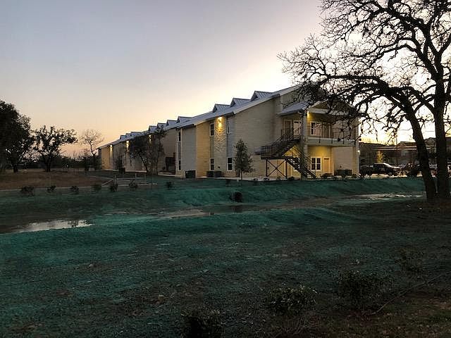 1st image of 1003 E Highway St #28