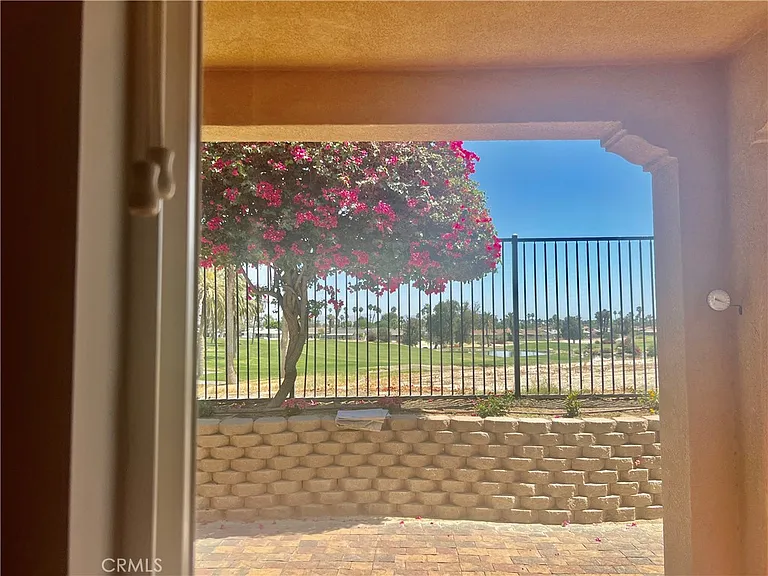 77184 California Dr — Photo 45