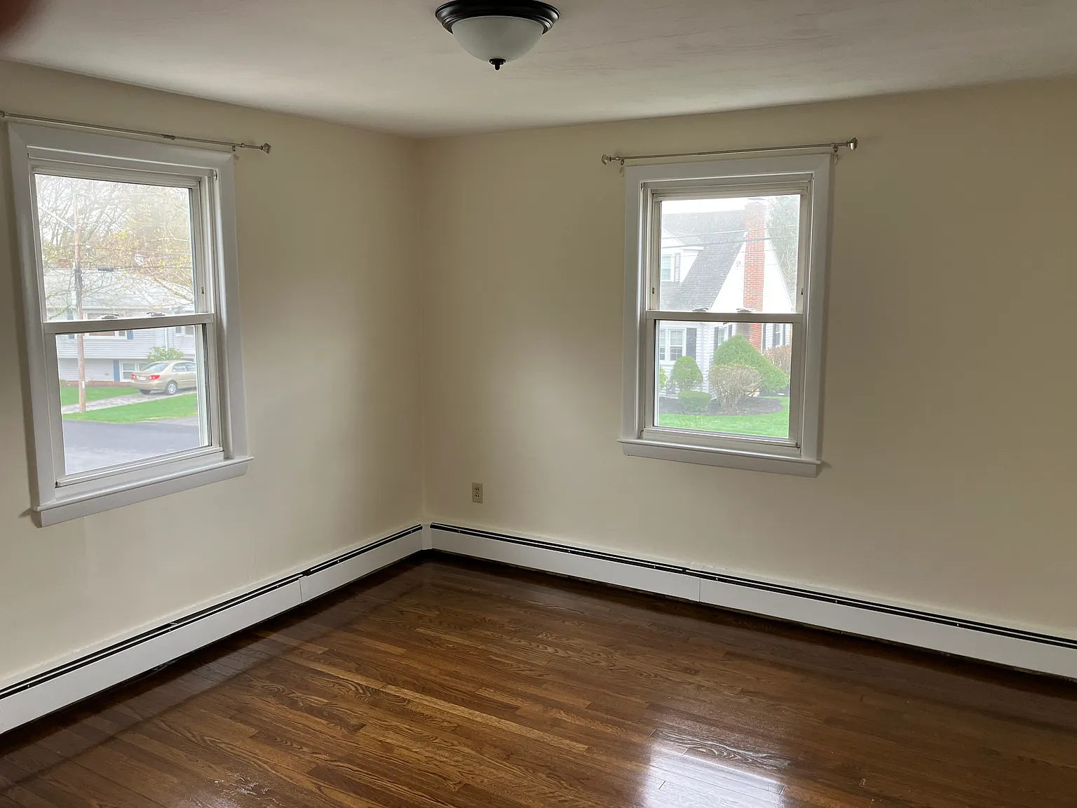 2 bed, 875 sqft, $2,100 — Photo 4