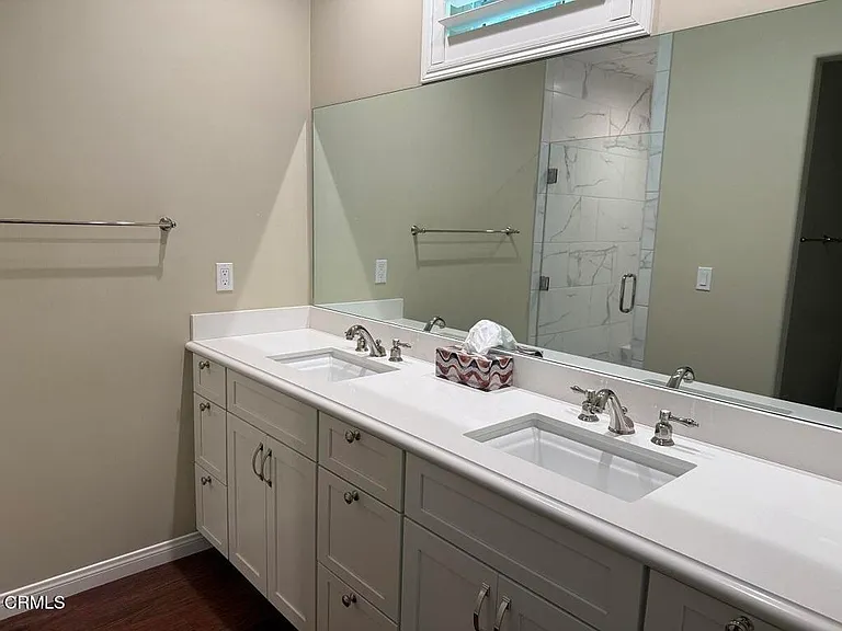 639 Skyview Ter — Photo 14