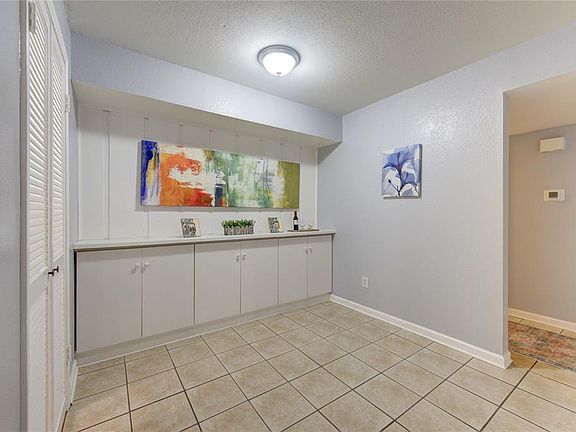5th image of 4633 Wild Indigo Street #528