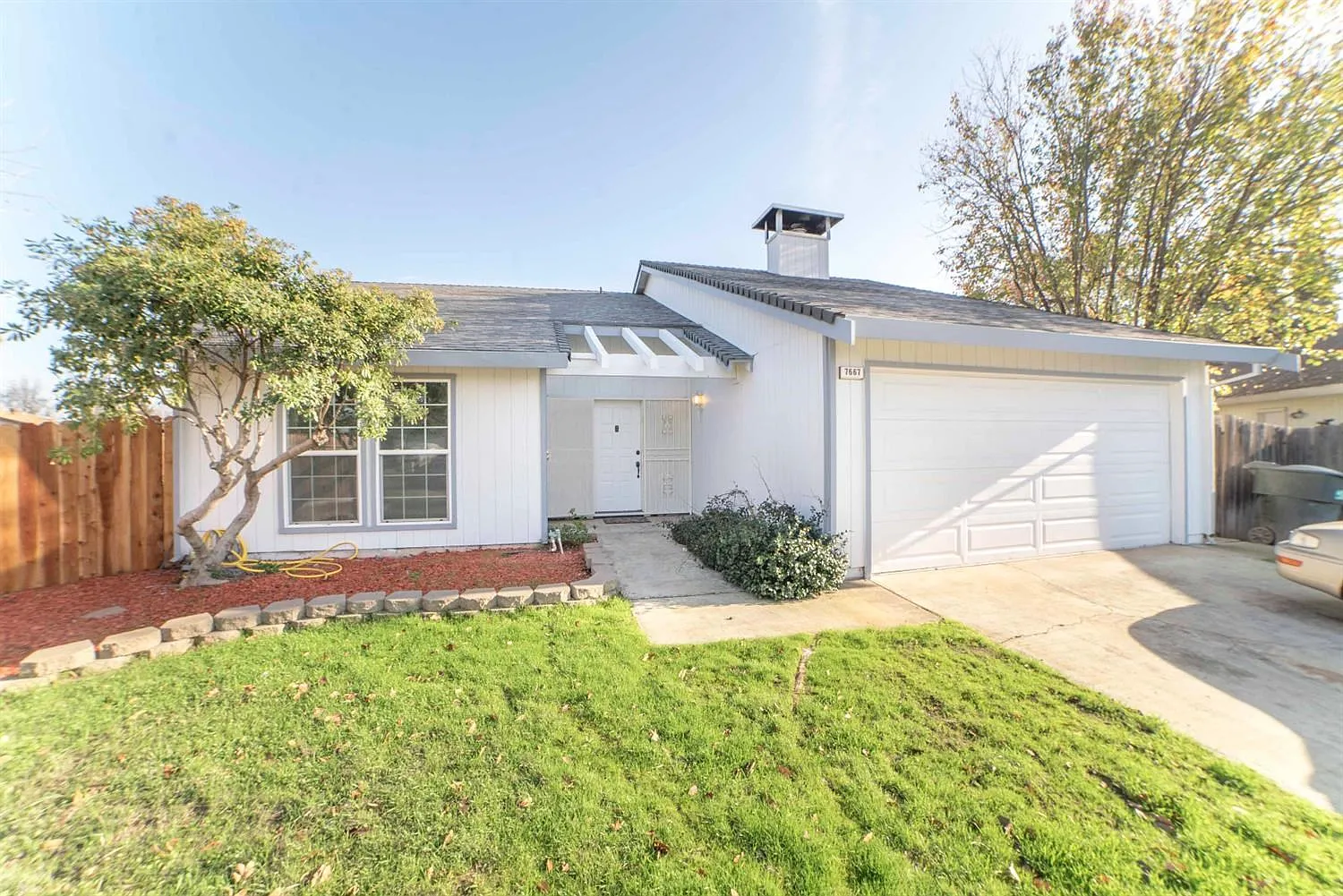 7667 Marinwood Ct photo 1