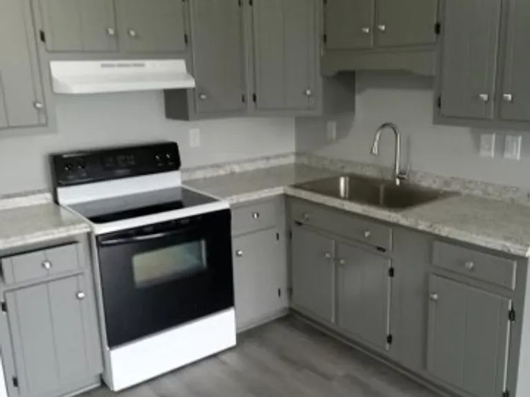 Poplar Point Apartments! — Photo 5