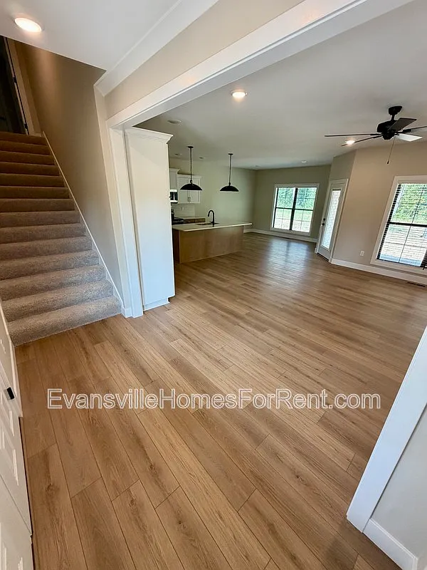 3 bed, 2.5 bath, $3,650 — Photo 3