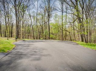 Mount Vernon Cir, Bristol, VA 24202