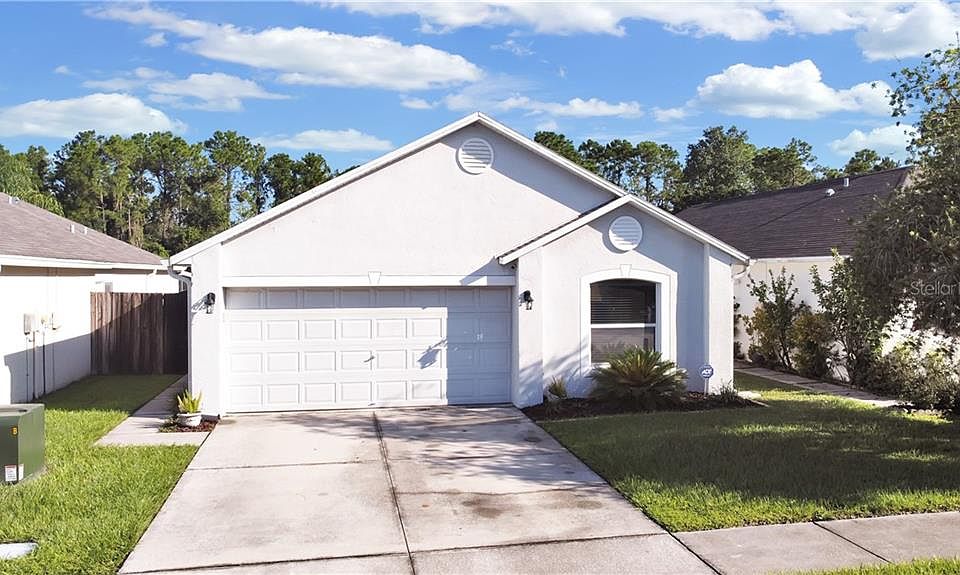 1st image of 30615 Birdhouse Dr