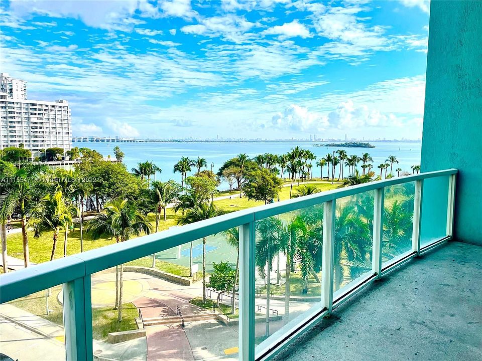 1st image of 1900 N Bayshore Dr APT 708