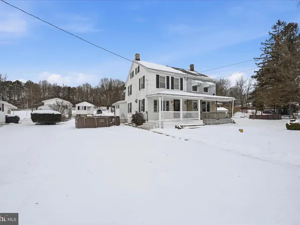 409 Roosevelt Dr, Mahanoy City, PA 17948