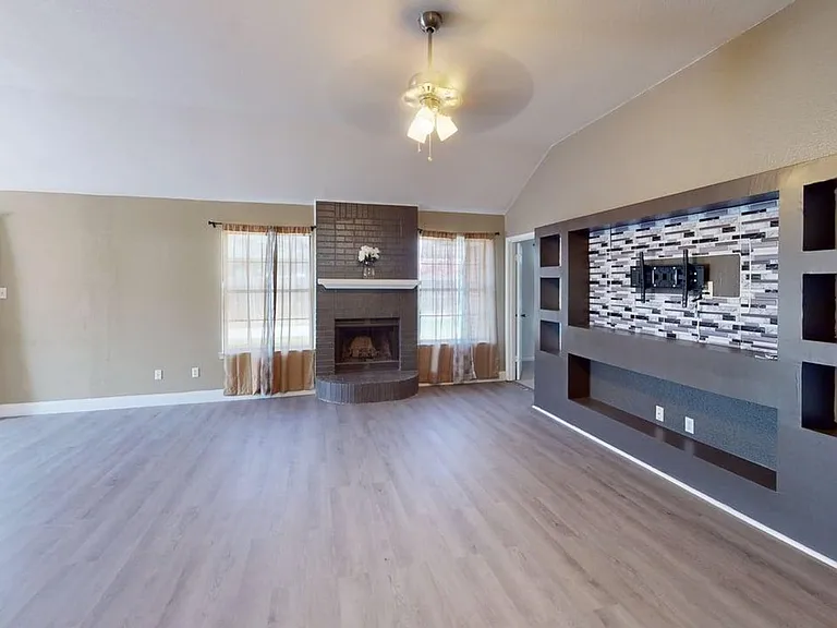 4205 Bluestem Ln — Photo 25
