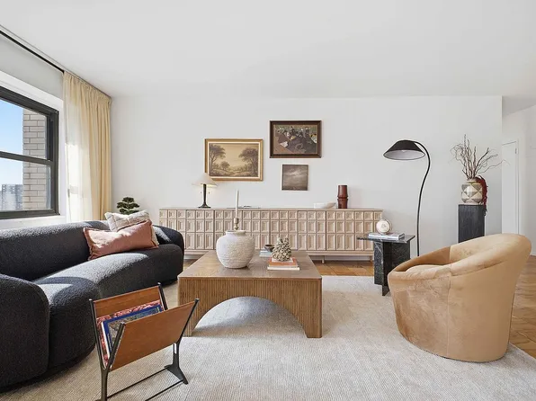 160 E 38th St #26FG, New York, NY 10016