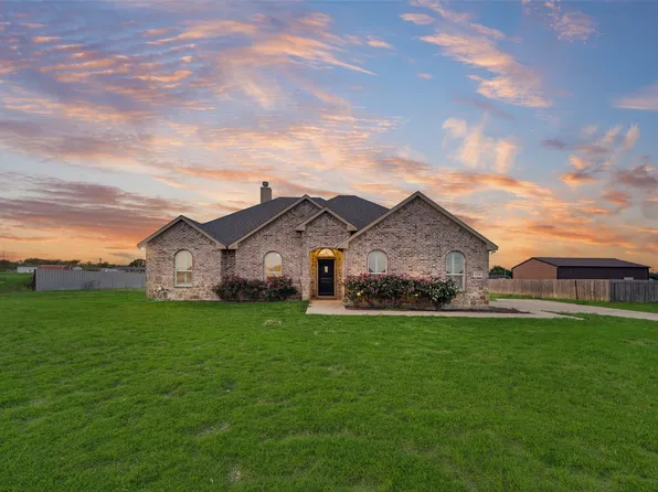 3408 Chinaberry Ln, Joshua, TX 76058