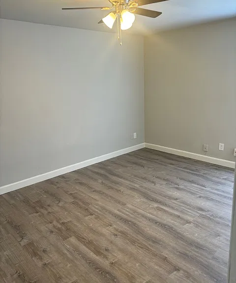 3870 Lemay Village Ln — Photo 10
