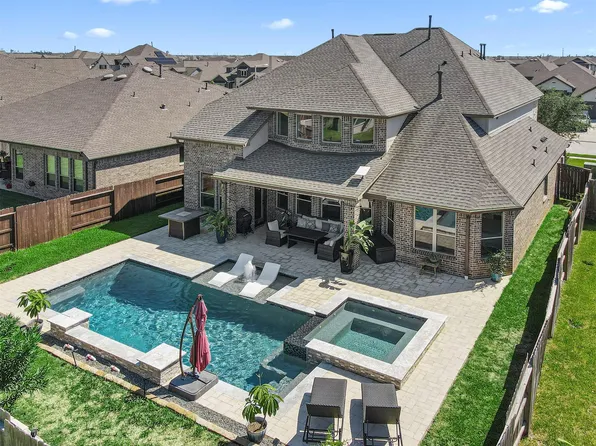 13018 Wintery Tide Dr, La Marque, TX 77568