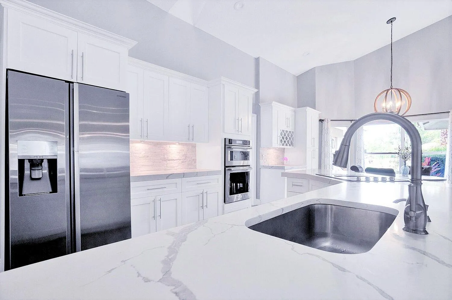 5 bed, 3.5 bath, 3047 sqft, $20,000 — Photo 1