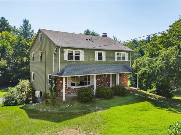 16 Carmen Cir, Medfield, MA 02052