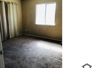 16421 Wells Fargo Ave, Lake Los Angeles, CA 93591