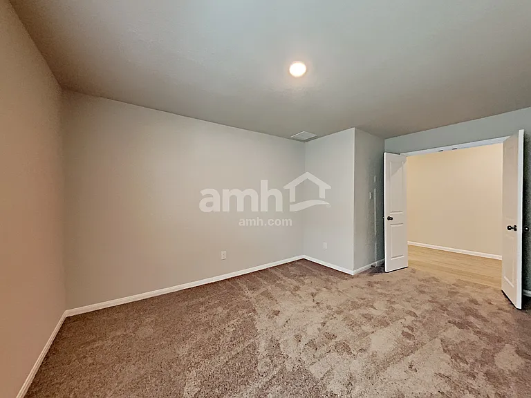 2709 Iberia Ct — Photo 19