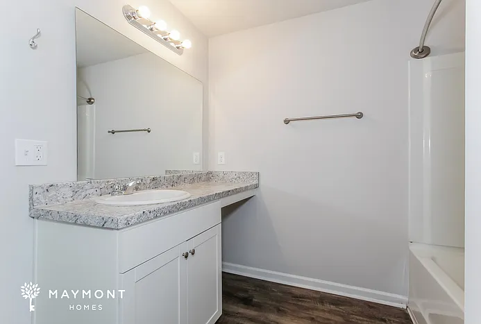 220 Camden Park Ave — Photo 12