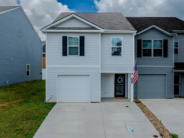925 Lola Ln, Kingsport, TN 37663