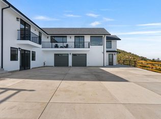 228 Pine Canyon Rd, Salinas, CA 93908