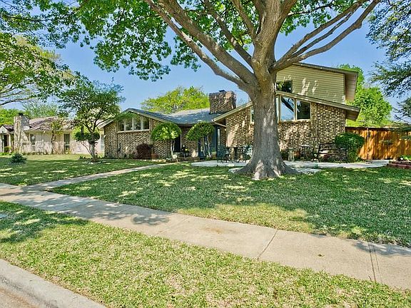 3rd image of 1805 Boulder Dr