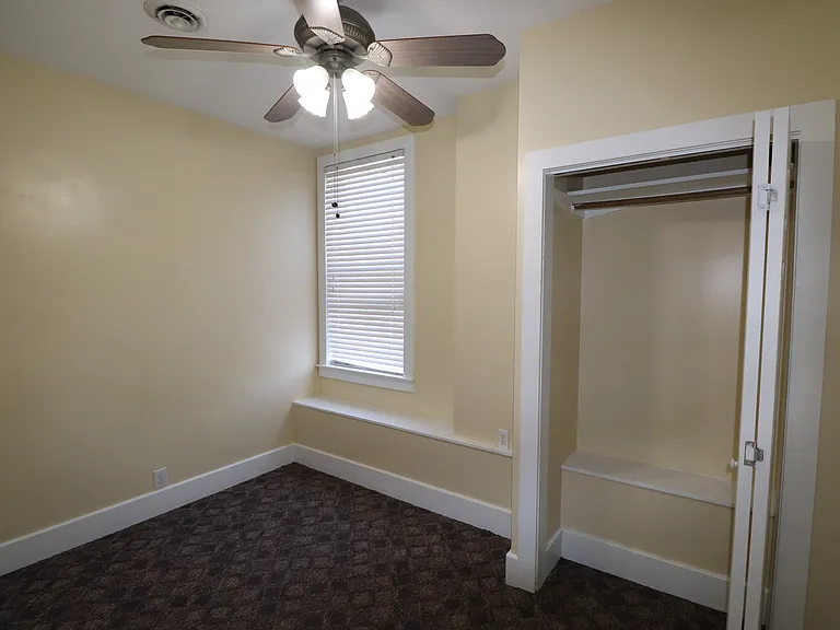 Historic Apartment Building — Photo 15