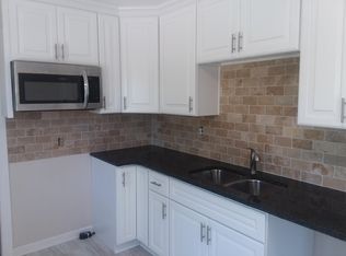 4604 Hatton Point Rd, Portsmouth, VA 23703