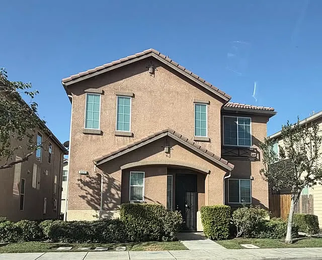 4377 W Artemisa Dr