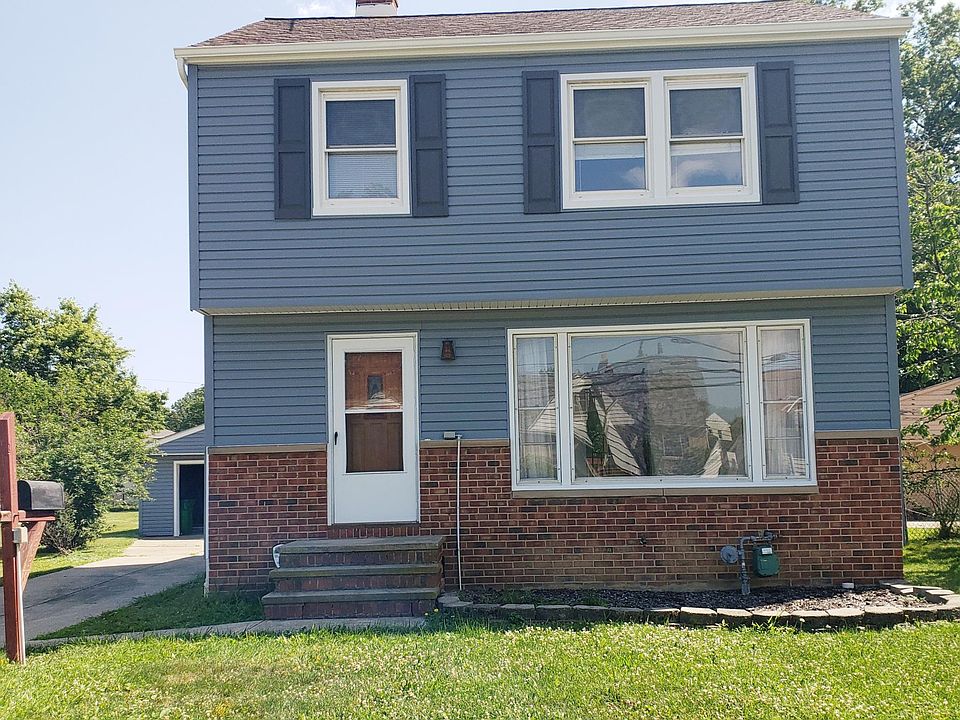 1st image of 481 E 288th St