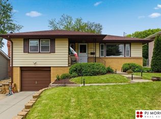 3738 S 49th St, Omaha, NE 68106