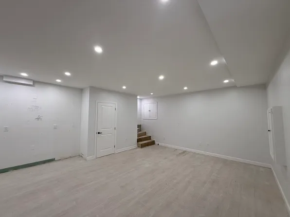 164-30 77th Road image 15 of 17