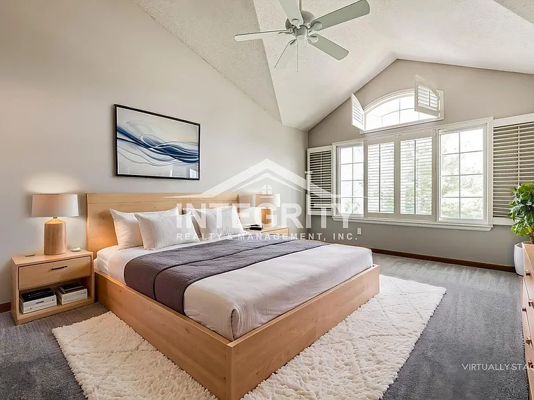 11536 Briarwood Ln — Photo 17