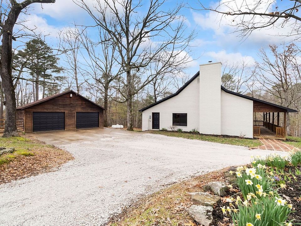 1st image of 11073 Lakeside Ln