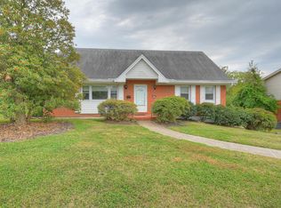 1715 Fort Henry Dr, Fort Wright, KY 41011