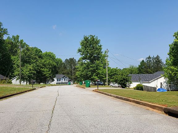 4th image of 6195 Leverett Dr