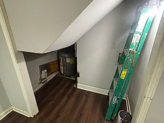 4th image of 284 Plus Park Blvd