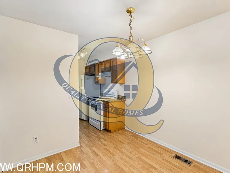5200 N Genesee Rd — Photo 12