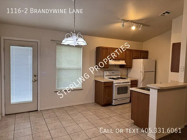 1116-2 Brandywine Ln — Photo 5